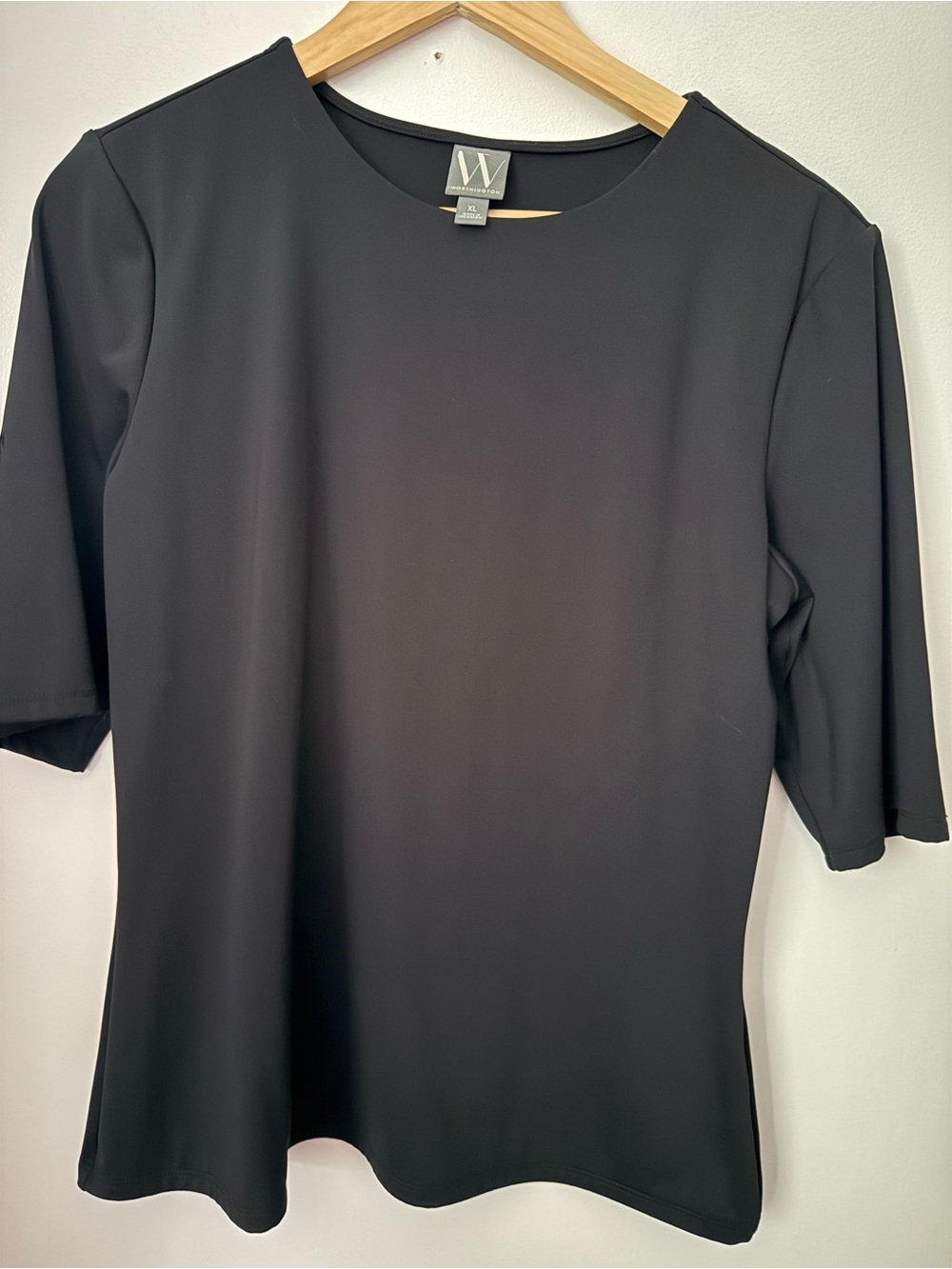 Worthington Black Short Sleeve Crewneck Top